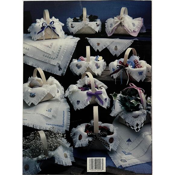 VTG Leisure Arts Cross Stitch Design Book-MINI BREAD CLOTHS - Picture 2 of 3